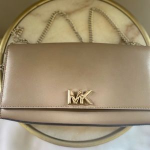 MK Removable Chain Handbag